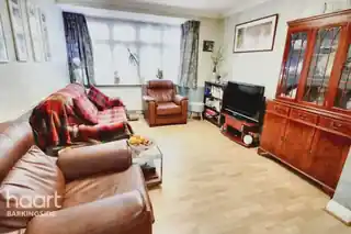 37 Heybridge Drive, photo 3