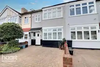 37 Heybridge Drive, photo 2