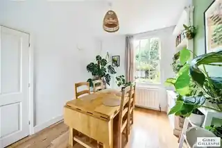 37 Hornbuckle Close, photo 4