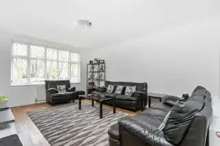 37 London Road, photo 4