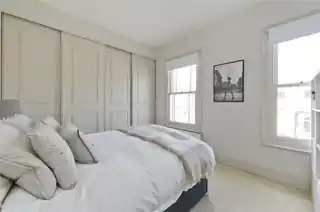 37 Lothrop Street, photo 4