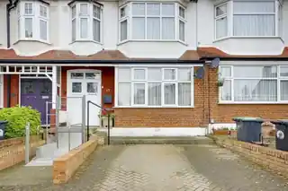 37 Parsonage Gardens, photo 3