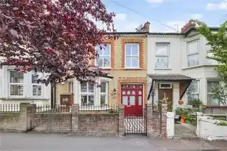 37 Pearl Road, photo 2