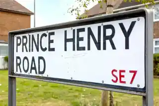 37 Prince Henry Road, photo 3