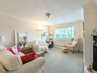 37 Sparrow Farm Drive, photo 2