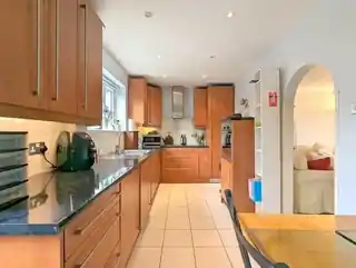 37 Sparrow Farm Drive, photo 4