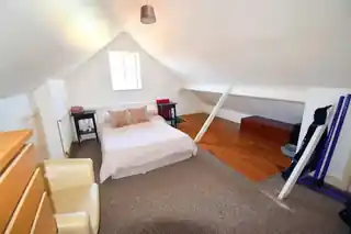 37 St Christopher Road, photo 3
