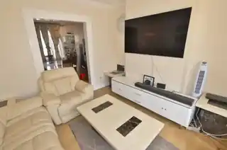 37 Vine Street, photo 4