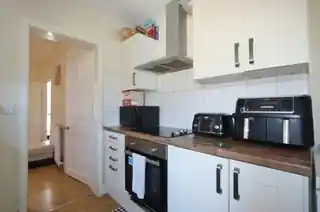 37 Vine Street, photo 3