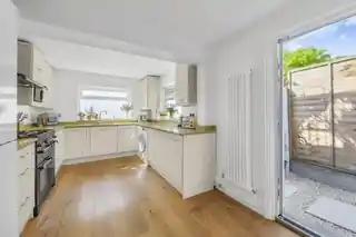 37 Whateley Road, photo 4