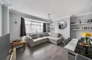 37 Windsor Road, photo 3