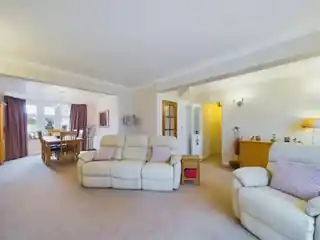 37 Yorkland Avenue, photo 4
