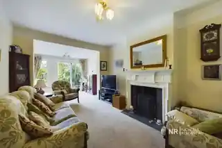 374 Malden Road, photo 4