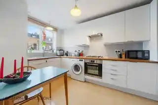 37A Darville Road, photo 2