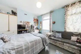 37A Salehurst Road, photo 4