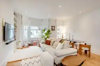 37B Ashburnham Road, photo 2