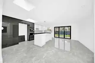 38 Arundel Close, photo 3