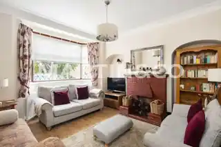 38 Ashbourne Avenue, photo 2