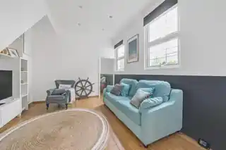 38 Avenue Road, photo 4