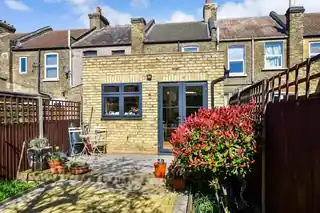 38 Becket Avenue, photo 4