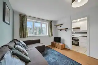 38 Bernard Ashley Drive, photo 4