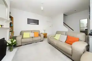 38 Bessingby Road, photo 4