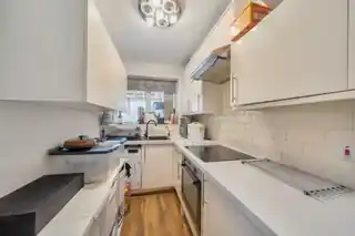 38 Blundell Road, photo 4