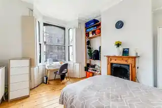 38 Blurton Road, photo 2