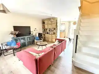 38 Boleyn Way, photo 4