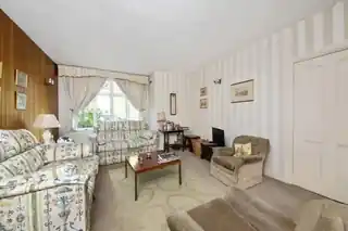 38 Brockwell Park Gardens, photo 4