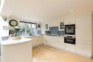 38 Coalecroft Road, photo 4