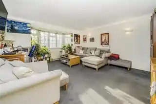 38 Copley Road, photo 3