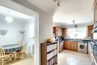 38 Dunster Close, photo 4
