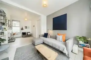 38 Finland Road, photo 2