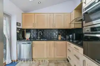 38 Harvest Road, photo 4