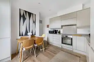 38 Lawrence Road, photo 4