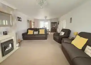 38 Moray Way, photo 3