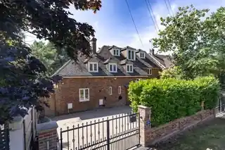 38 Mornington Road, photo 2