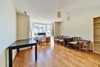 38 Orchard Close, photo 4