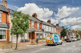 38 Oulton Road, photo 4