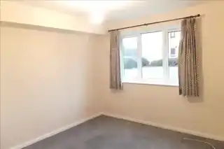 38 Redford Close, photo 4