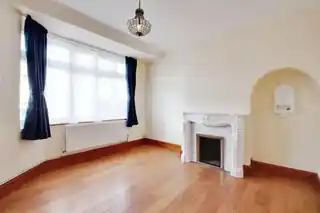 38 Southfield Close, photo 3