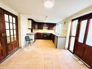 386 Central Park Road, photo 4