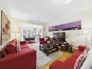 388 Victoria Road, photo 4