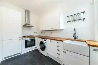 38B Undercliff Road, photo 3