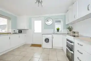 39 Bourn Avenue, photo 4