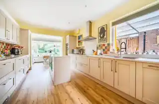 39 Buckingham Avenue, photo 4