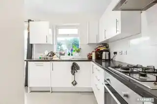 39 Chestnut Road, photo 4