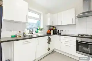39 Chestnut Road, photo 3