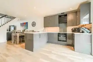 39 Exmouth Road, photo 3